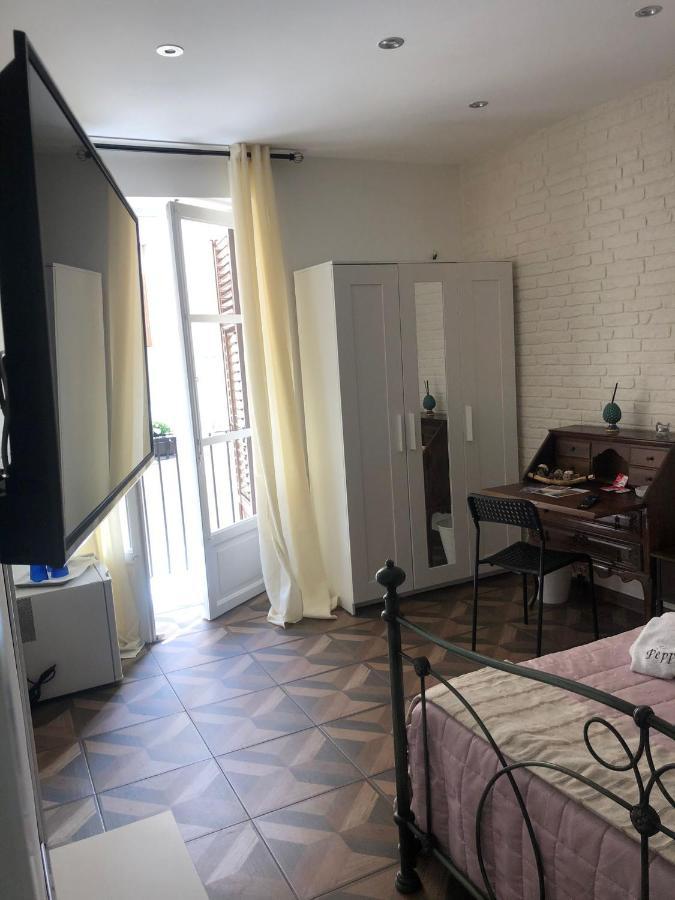 Nonno Peppe Accomodetion Palermo Bagian luar foto